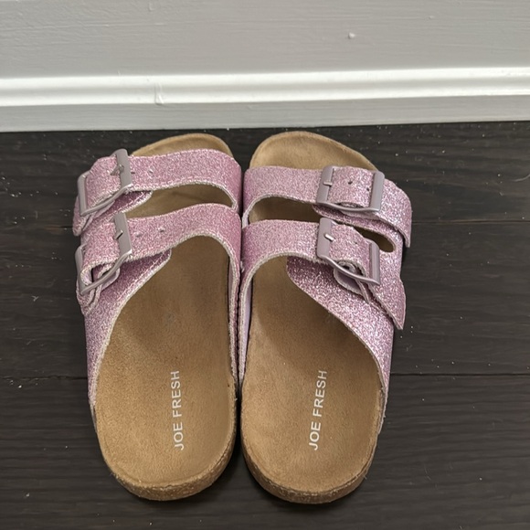 Joe Fresh sandals! - Picture 3 of 5
